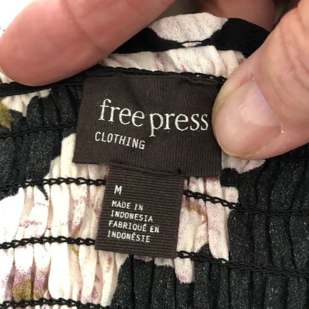 Free Press Square Neck Top. Size M NWOT - Picture 3 of 4